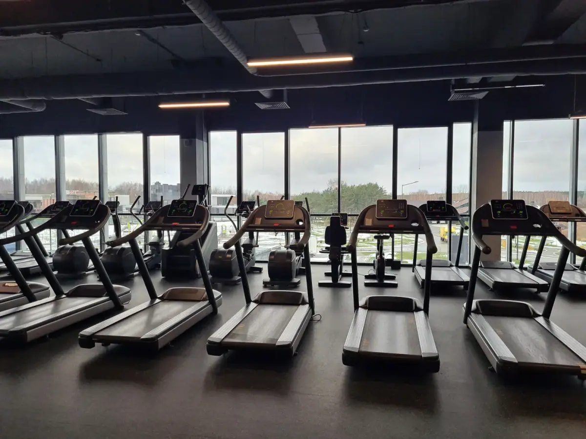 Modern gym space standing empty before a booking